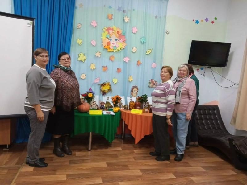  В РАМКАХ НЕДЕЛИ ЗДОРОВОГО ДОЛГОЛЕТИЯ В УЧРЕЖДЕНИЯХ СОЦИАЛЬНОЙ СФЕРЫ ПРОШЛИ ПРЕЗЕНТАЦИИ ХОББИ И УВЛЕЧЕНИЙ ГРАЖДАН СТАРШЕГО ВОЗРАСТА
